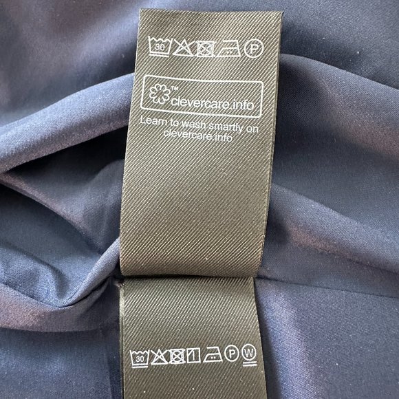 Peak Performance Nimatha Midi Skirt Medium Pleated Floral Lightweight Lined - Picture 11 of 11